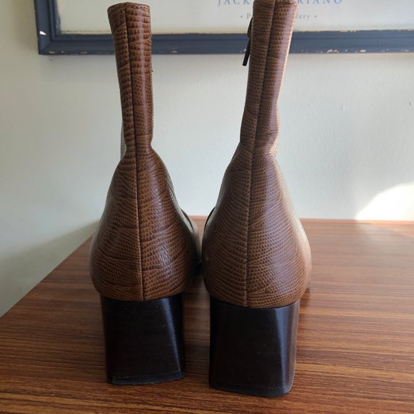 Talbot's Leather Bootie Reptile size 8N Side Zip - Picture 3 of 8